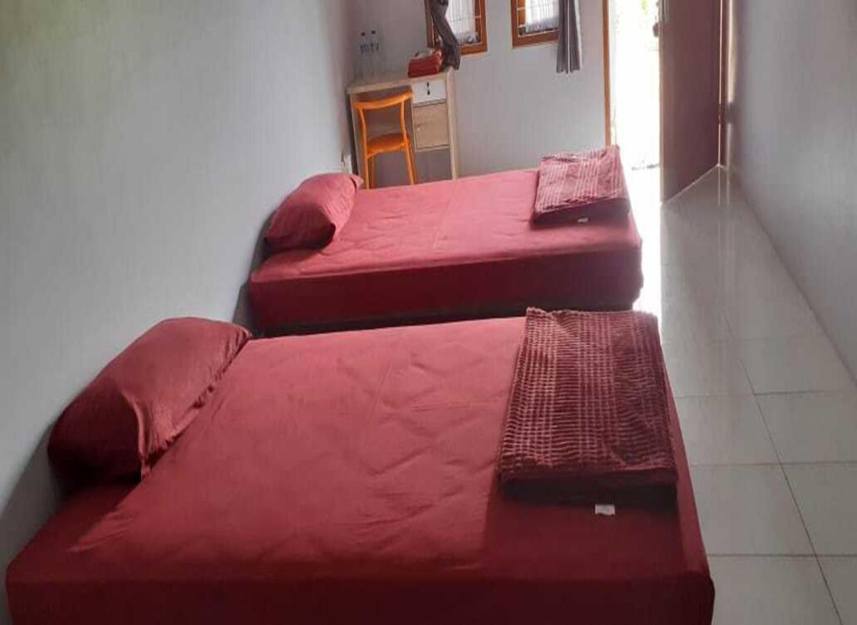 Nabila Syar'I Guest House Padalarang Exterior foto
